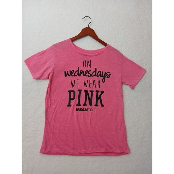Mean Girls On Wednesdays We Wear Pink Juniors T-Shirt Large - Picture 2 of 6
